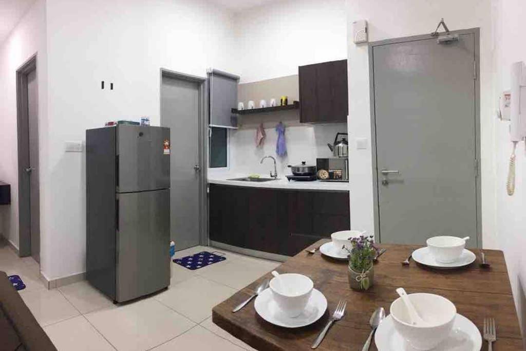 盛婷民宿A S&THOMEZ 2Bedrooms MesaMall WIFI KLIA USIM MIU INTI NU 汝来 外观 照片
