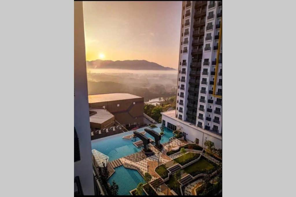 盛婷民宿A S&THOMEZ 2Bedrooms MesaMall WIFI KLIA USIM MIU INTI NU 汝来 外观 照片