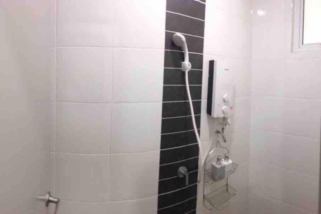 盛婷民宿A S&THOMEZ 2Bedrooms MesaMall WIFI KLIA USIM MIU INTI NU 汝来 外观 照片