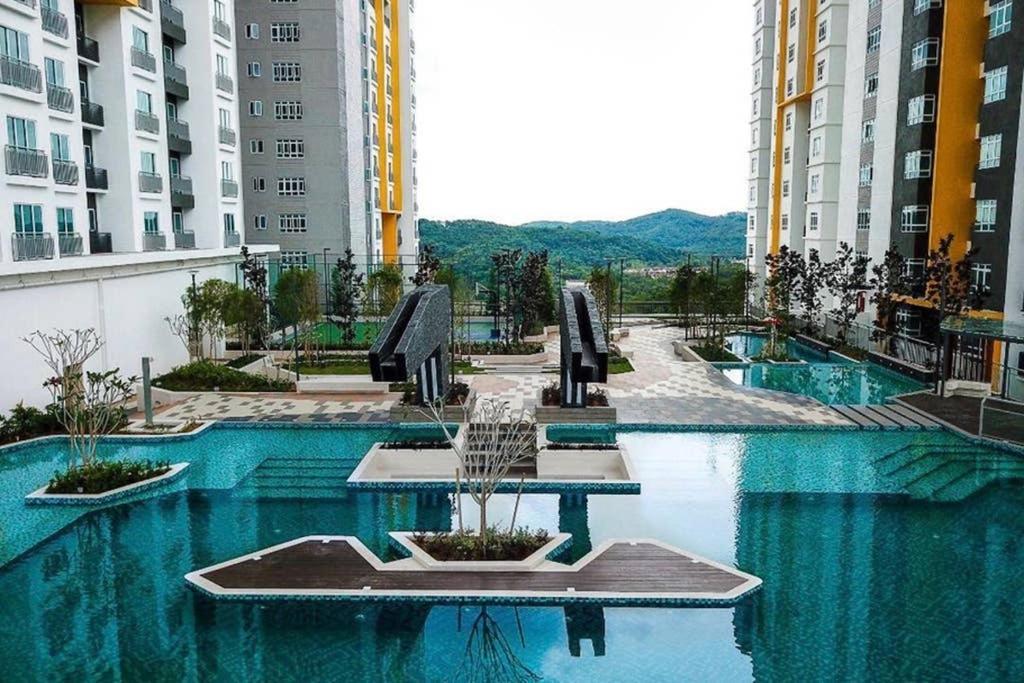 盛婷民宿A S&THOMEZ 2Bedrooms MesaMall WIFI KLIA USIM MIU INTI NU 汝来 外观 照片