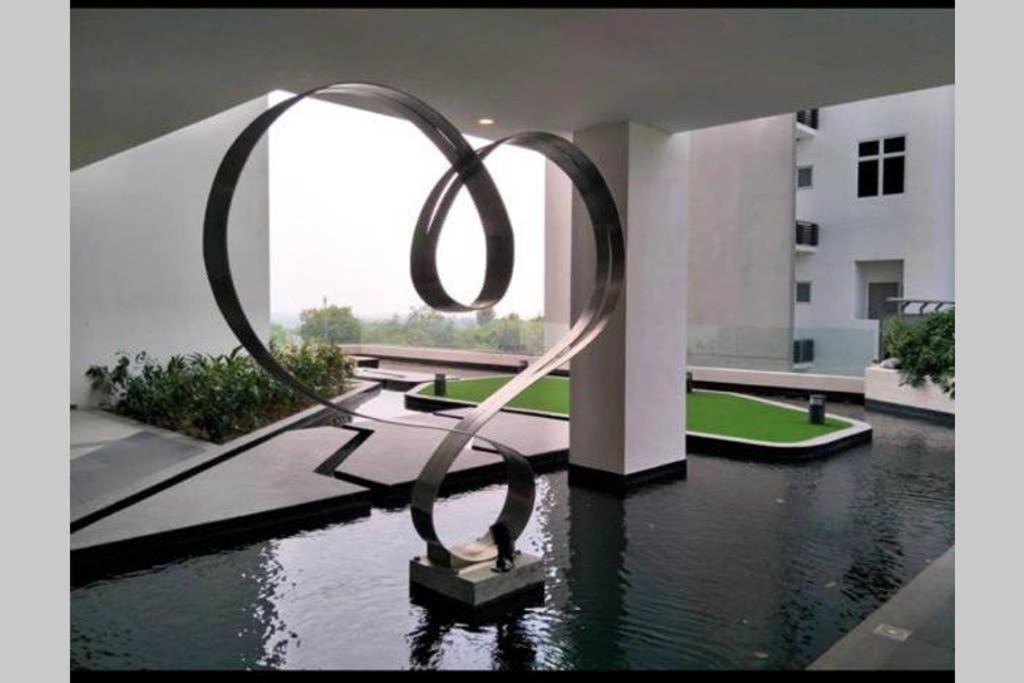 盛婷民宿A S&THOMEZ 2Bedrooms MesaMall WIFI KLIA USIM MIU INTI NU 汝来 外观 照片