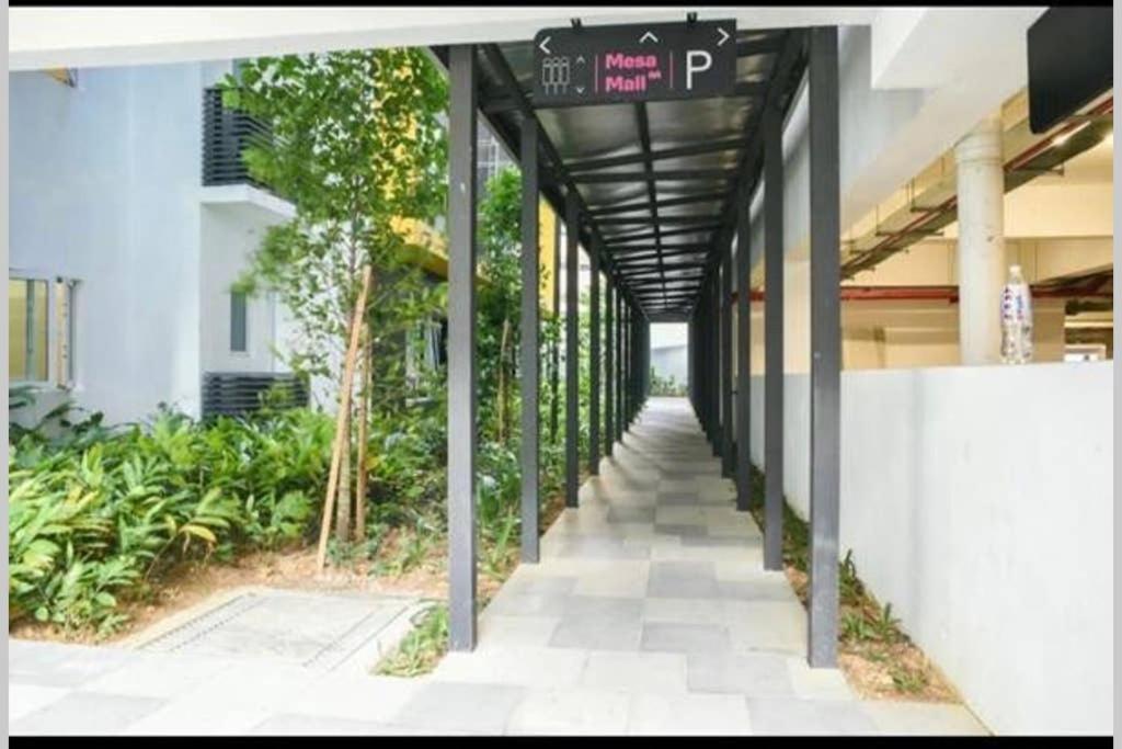 盛婷民宿A S&THOMEZ 2Bedrooms MesaMall WIFI KLIA USIM MIU INTI NU 汝来 外观 照片
